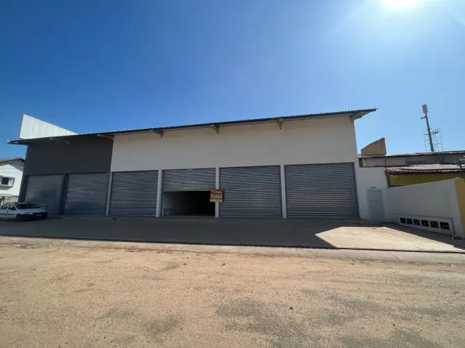 Alugo ponto comercial para lojas escritórios  com 125 M² ou 250 M² no Bairro São Cristovam