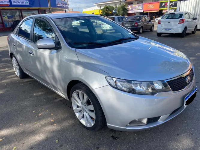 Kia Motors Cerato 1.6 16V Aut. 2012