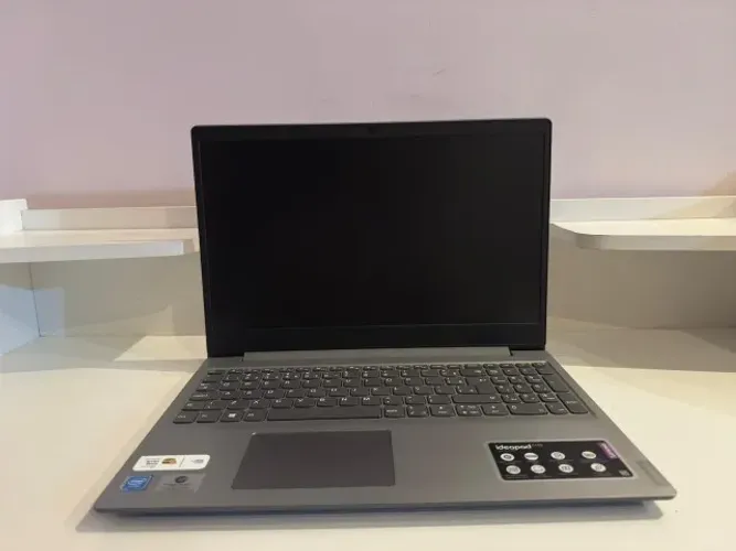 Notebook Lenovo com ssd 224gb