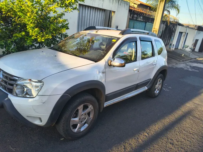 Renault Duster Dynamique 1.6 Hi-flex 16V Mec. 2013