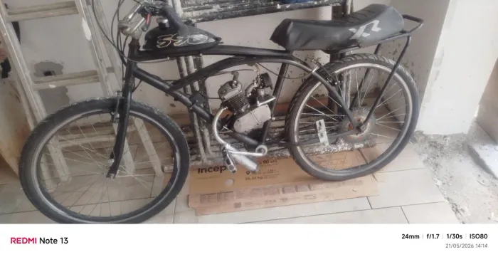 Vende se essa motozirada