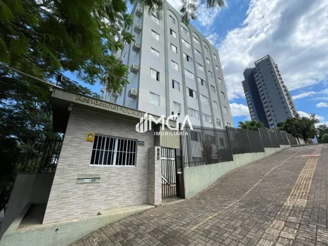 Apartamento com 3 dormitórios à venda por R$ 390.000,00 - Centro - Foz do Iguaçu/PR