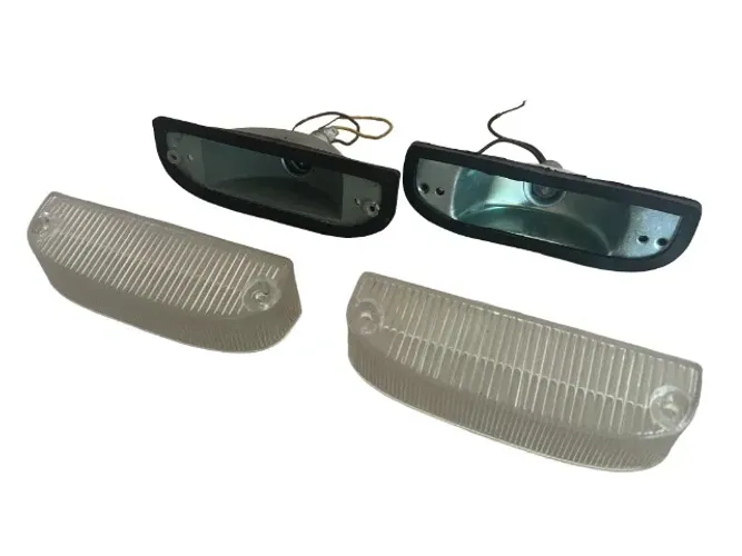 Par Lanterna Dianteira Chevette 73/82 Carcaça Metal e Plast.