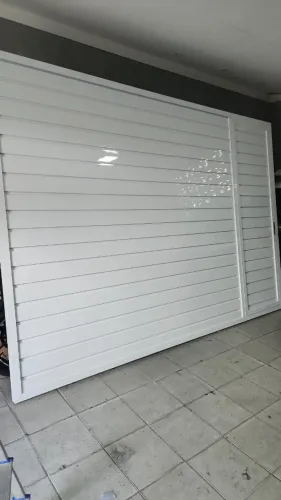 Portão basculante