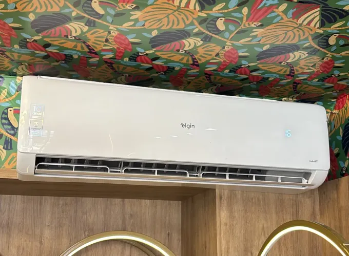 Ar Condicionado Split Hi Wall Elgin Eco Inverter 24000 Btu/H Quente E Frio