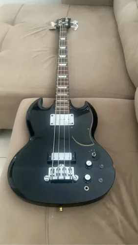 Contrabaixo Gibson