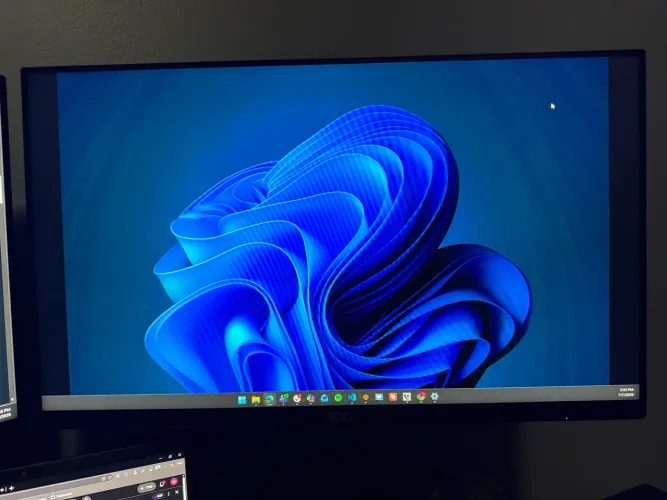 Monitor AOC 23.8 pol. 75Hz