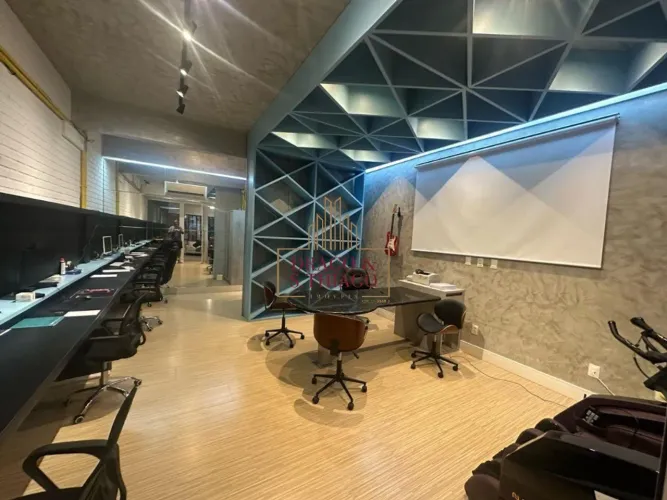 SALA / SALÃO COMERCIAL COMERCIAL em BALNEÁRIO CAMBORIÚ - SC, CENTRO