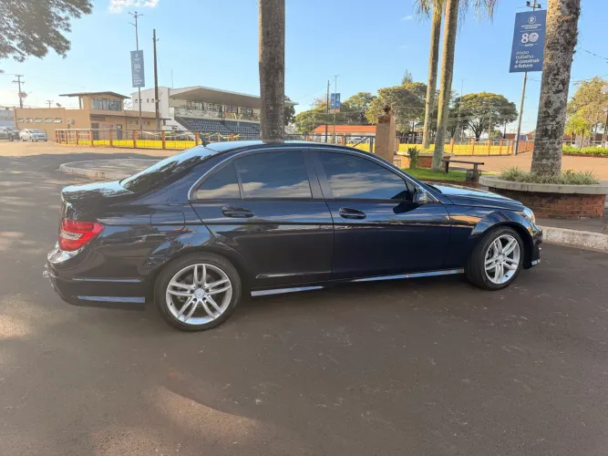 Mercedes-Benz C-180 CGI Sport 1.6 TB 16V 156cv Aut. 2014