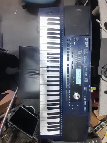 Teclado roland ex30 semi novo