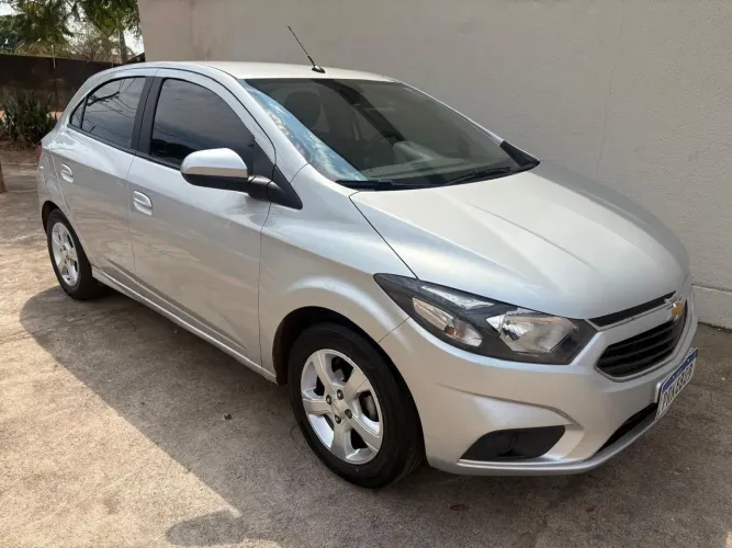 Chevrolet Onix Hatch LT 1.4 8V Flex Mec. 4P 2019