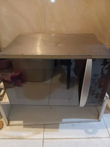 Micro-ondas Inox 34 litros Panasonic 