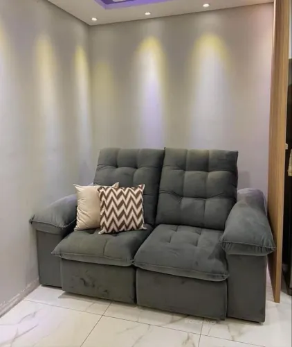 Sofá retrátil 3/4 lugares