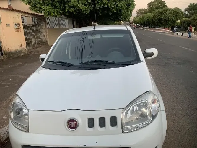 Fiat Uno Vivace/rua 1.0 EVO Fire Flex 8V 5P 2014