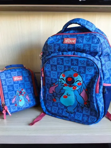 Mochila e lancheira Stitch  Disney 100%  Original   Linda Top de Linha ótimo estado  