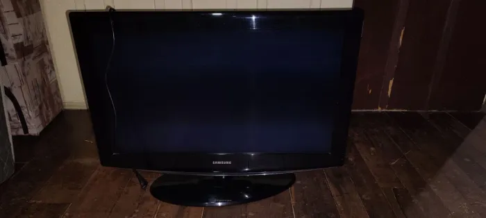 TV Samsung 32 polegadas tela plana