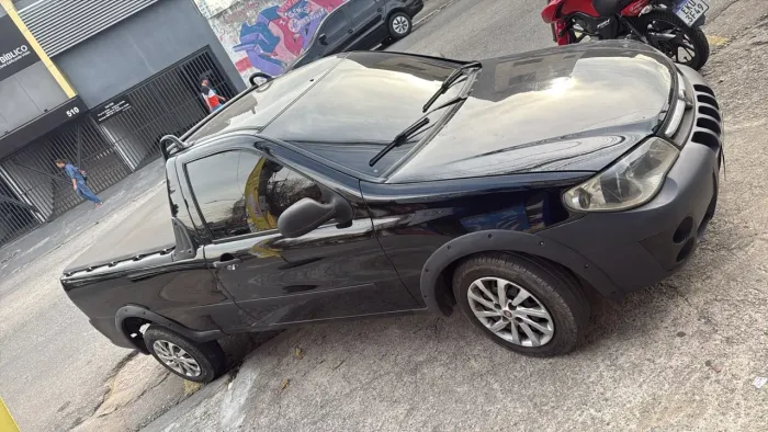 Fiat Strada 1.4 MPI Fire Flex 8V CS 2012
