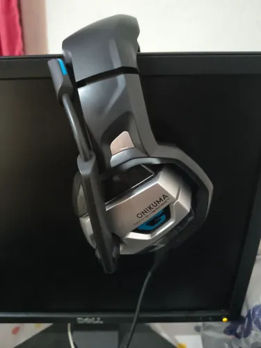 Fone de ouvido profissional onikuma