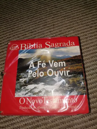 O novo testamento em 18 cds de áudio. A fé vem pelo ouvir.