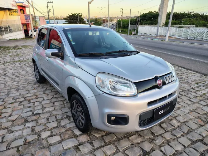 Fiat Uno Evolution 1.4 Fire Flex 8V 5P 2015