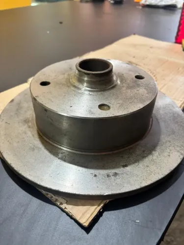 DISCO DIANTEIRO C/CUBO INTEGRADO VOLKSWAGEM A AR/FORD/OU FIAT