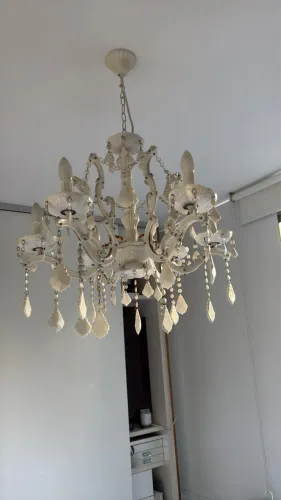 Lustre de que imita cristal acrílico branco leitoso