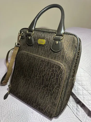 Bolsas Victor Hugo  Luiza Barcelos 