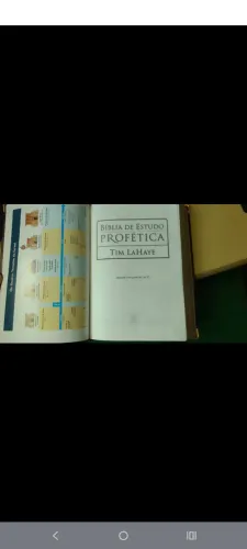 Bíblia de Estudo Profética Tim Lahaye