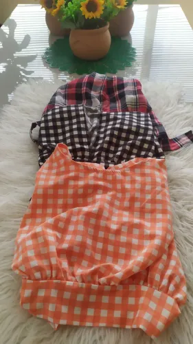Três blusas xadrez Tam M