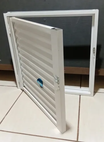 Porta Giro Alçapão Aço 60x60cm Branco NOVO