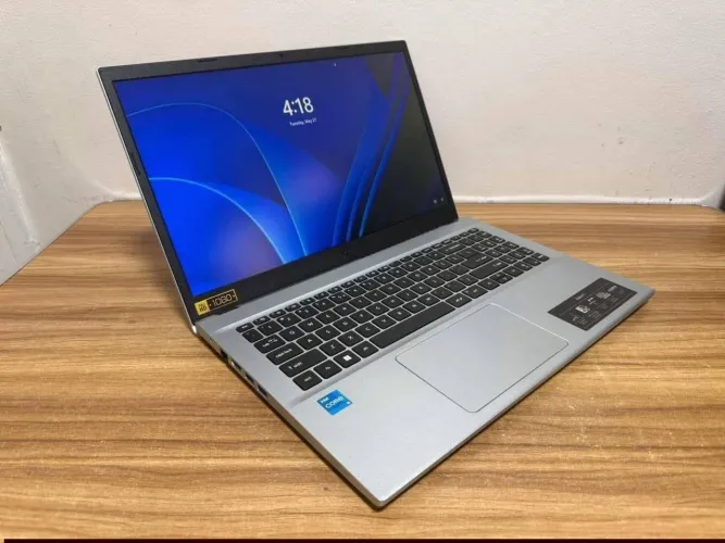 Notebook Acer i5 12° 12gb ram SSD NVME Full Hd ultra Rápido