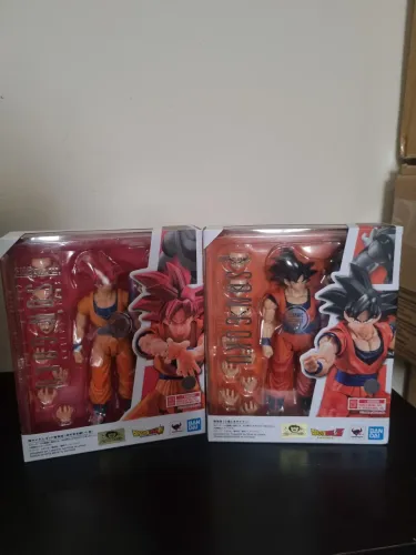 Sh figuarts goku 4.0 e sh figuarts goku god