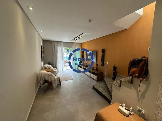 Casa Sobreposta Alta na Aparecida com Suíte e Hidromassagem