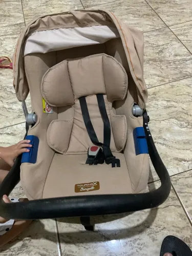 Bebê conforto burigoto