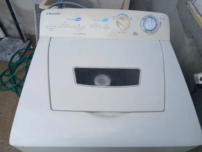 Maquina lavar Electrolux top 8