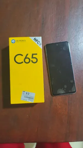 Realme C65 (mancha na tela)
