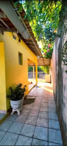 Vende-se Casa com 3 quartos Cinturão Verde