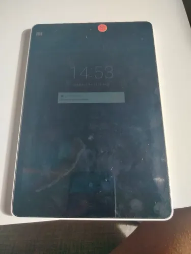 ? Seu próximo Kindle? Não, muito melhor! Tablet Xiaomi Mi Pad 16GB (Preço de Desapego)