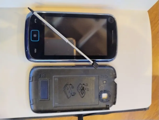 Motorola EX 128 com canetinha sem bateria para colecionador 