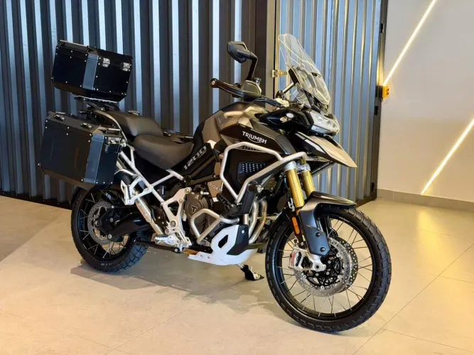 TRIUMPH TIGER 1200 RALLY EXPLORER 2024