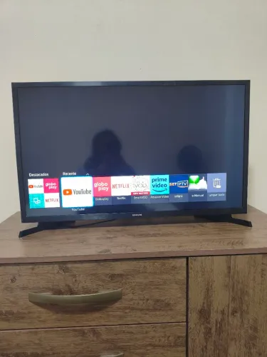Tv Samsung smart 32 polegadas tv simples funciona tudo mais sistema mais lento