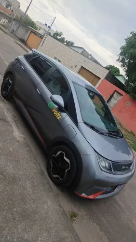 Aluguel de carro elétrico parcelamos o calção .