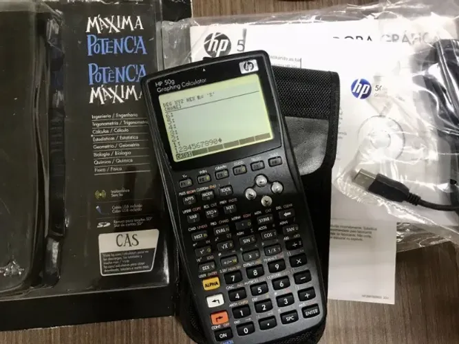 Calculadora Gráfica HP 50g com Cartão de Memória e Pilhas Recarregáveis