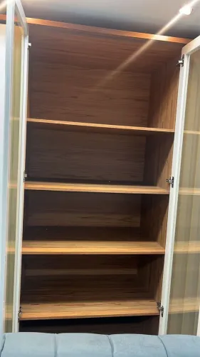 Guarda roupa 6 portas