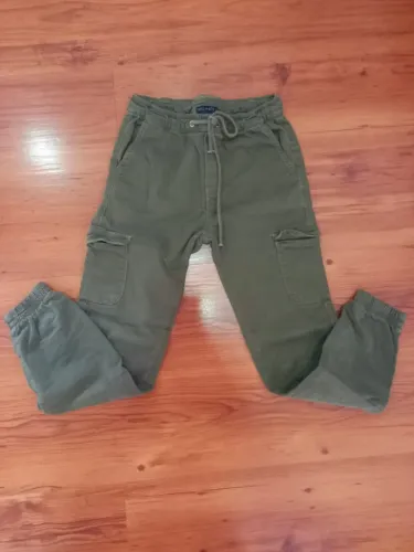 Calça jeans verde tamanho 10