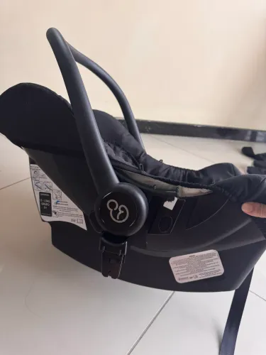 Bebê conforto marca galzerano em perfeitas condições