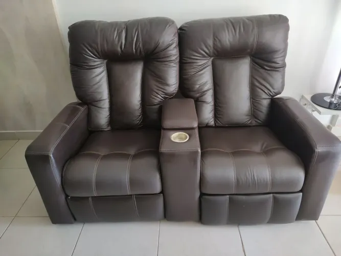 POLTRONA Reclinável 2 lugares Matrix em corino, marrom, superconfortável: R$ 990,00