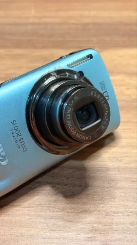 Canon powershot 200 is