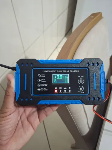 Carregador de bateria 12V para moto e carro - Ac Cartão de crédito