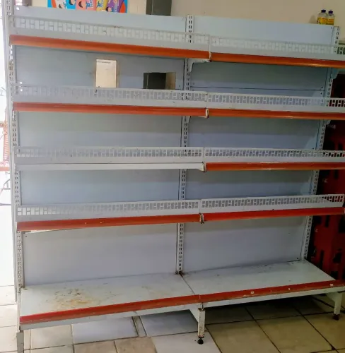 VENDO: Gôndola / Prateleira de Aço